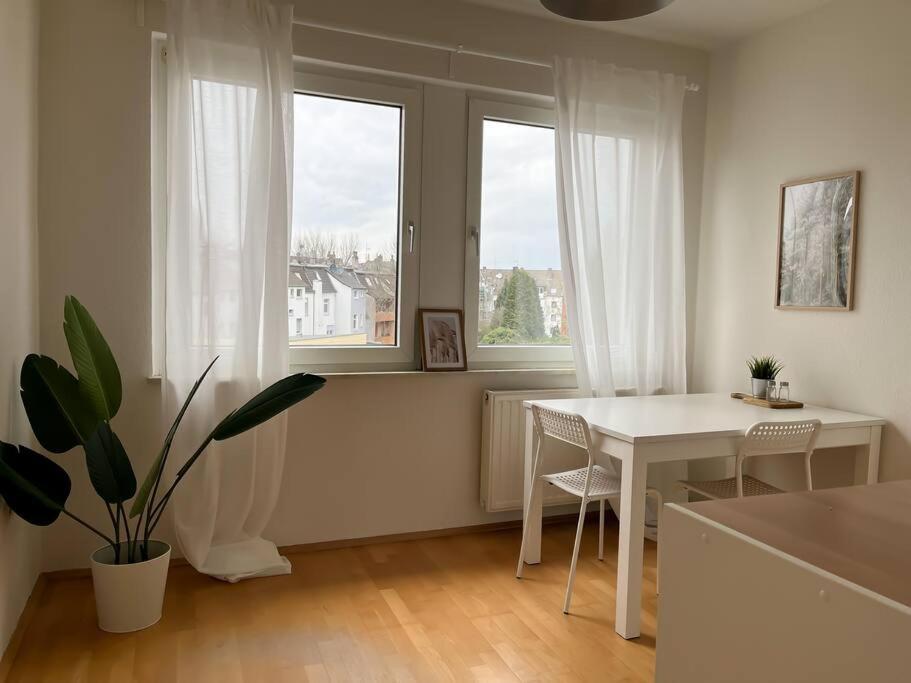 Appartamento Ruhig, Zentral, Messe Nah! Be3L Essen Esterno foto